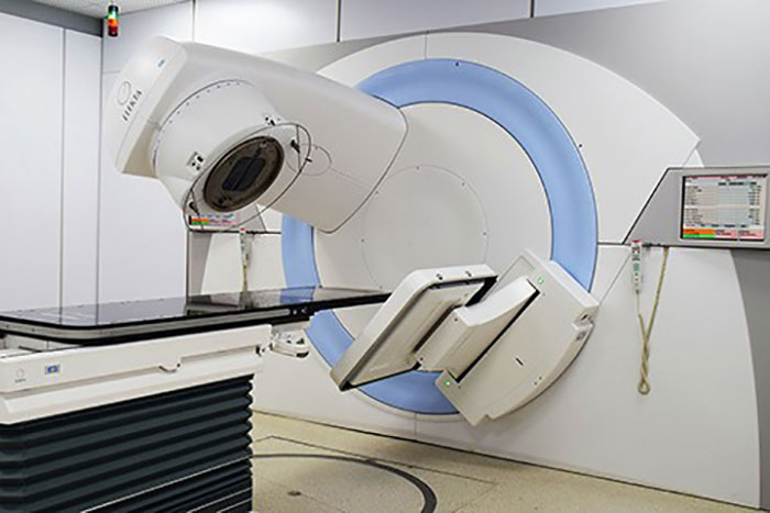 Radiotherapy device in farjadgroup