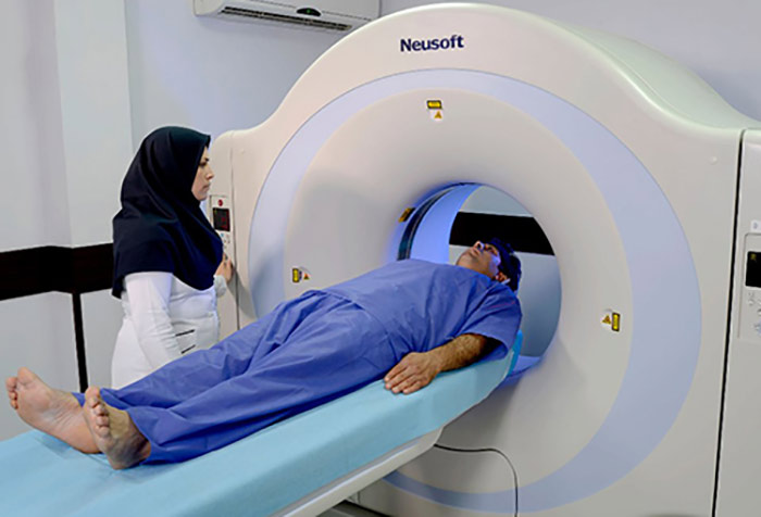 CT Scan device in farjadgroup