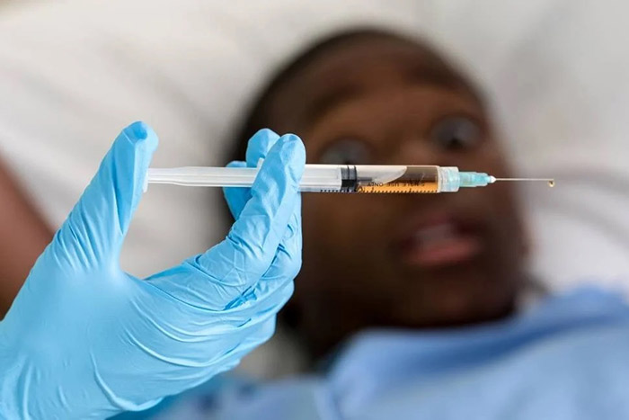 ترس از آمپول در کودکان و بزرگسالان - گروه ?????? ?????