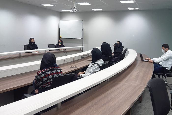 عکسی از جلسه آموزش پرسنل مرکز تماس گروه ?????? ????? - زهرا اخلاقی - سجاد آقاخانی